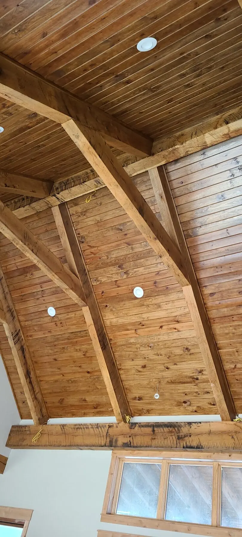 Finish carpentry and woodworking detail